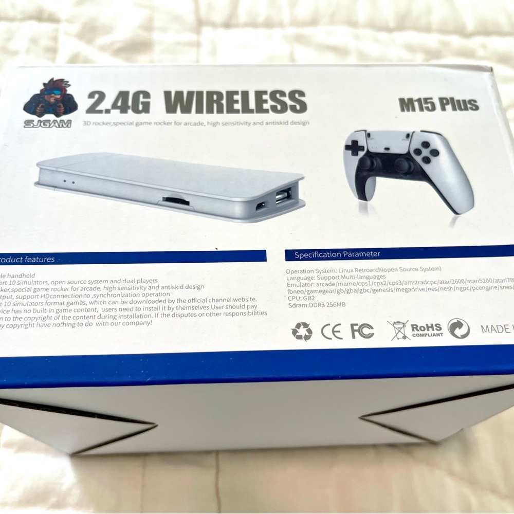 New Unopened M15 Plus 2.4G Wireless Game Console - White